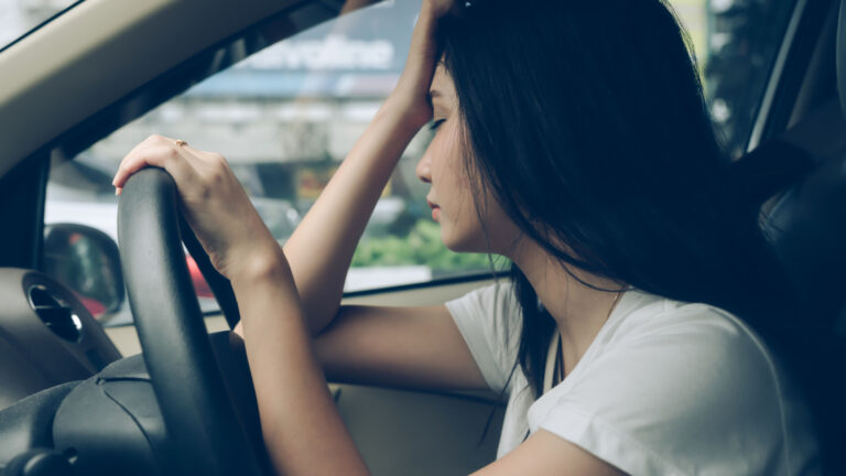 When to Call Driver’s License Reinstatement Lawyers After an Arrest