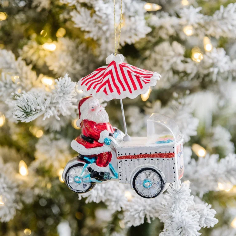 Holiday Displays Gain Personality With Unique Food Ornaments Elements